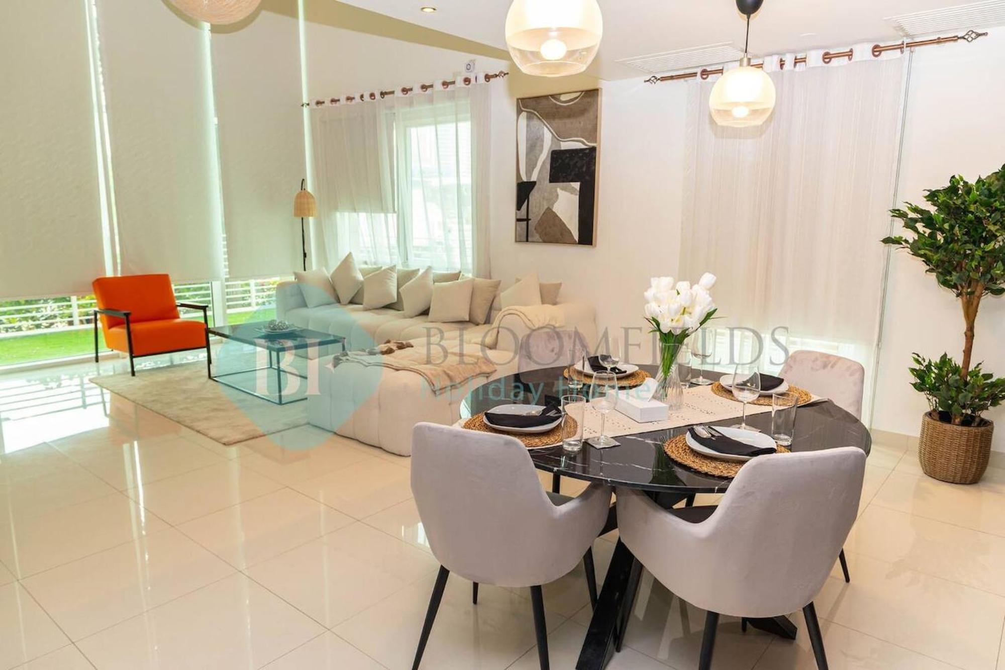 Bloomfields 2br Townhouse Marina Square Alreem Casa vacanze